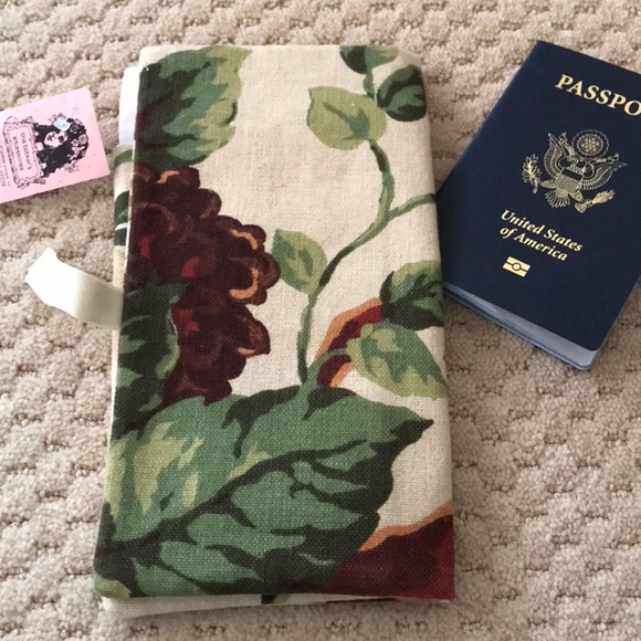 PASSPORT CASE - Picture 7 of 7